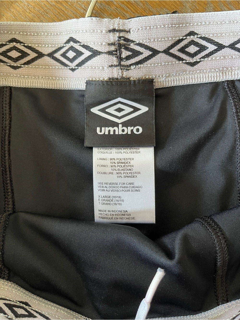Umbro and Old Navy Boys Athletic Shorts Black and Grey XL - Picture 4 of 16